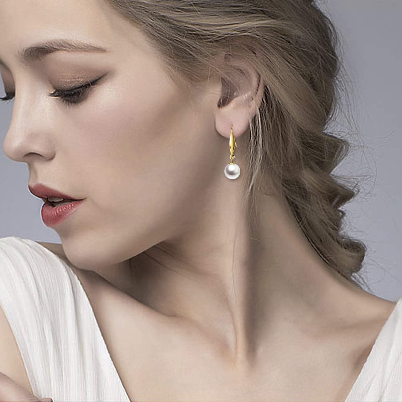 Pendientes de oro de 18 quilates con perlas cultivadas de agua dulce - 8 mm de diámetro