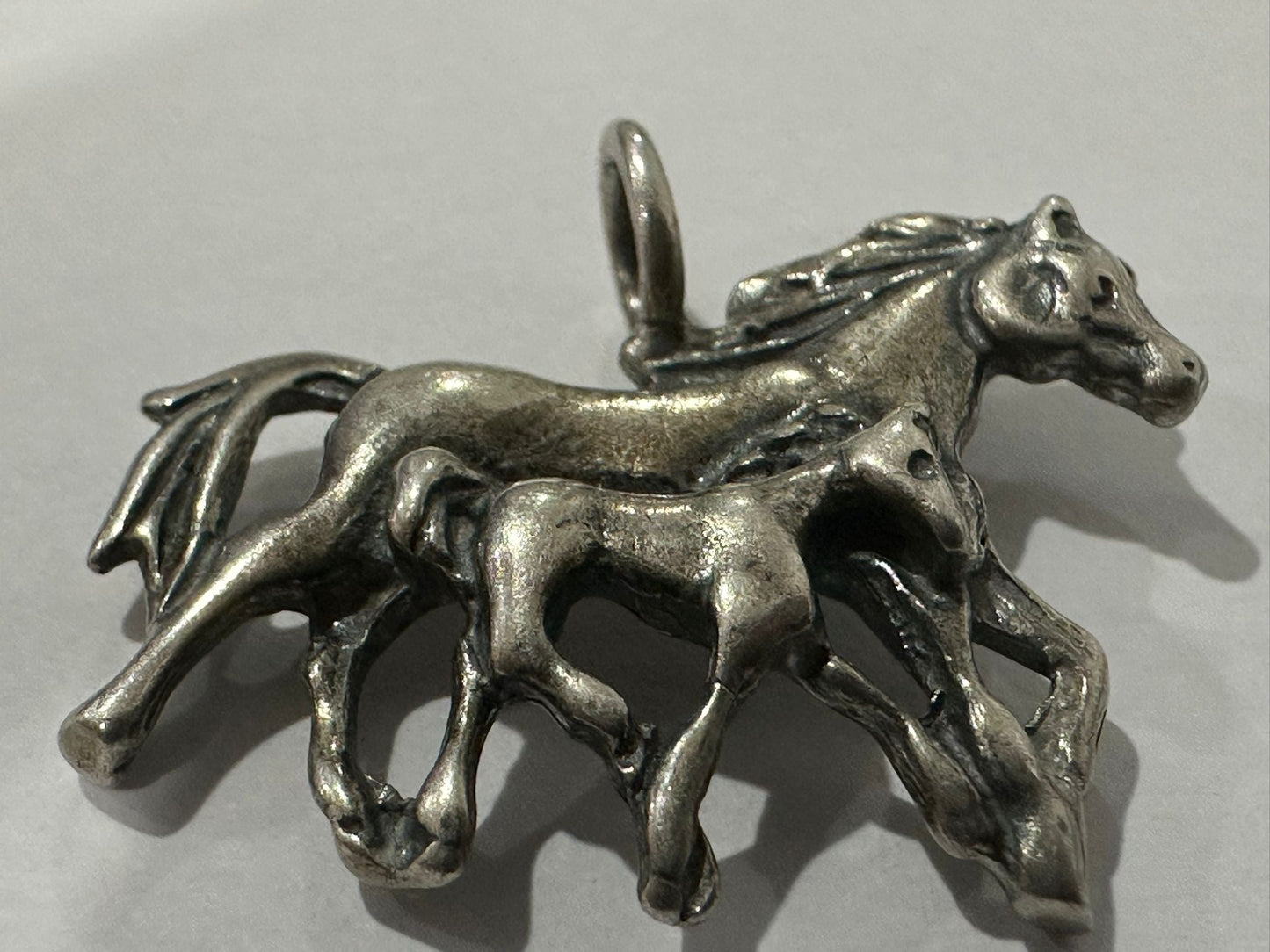 A vintage Silver horse pendant Giulia'secret