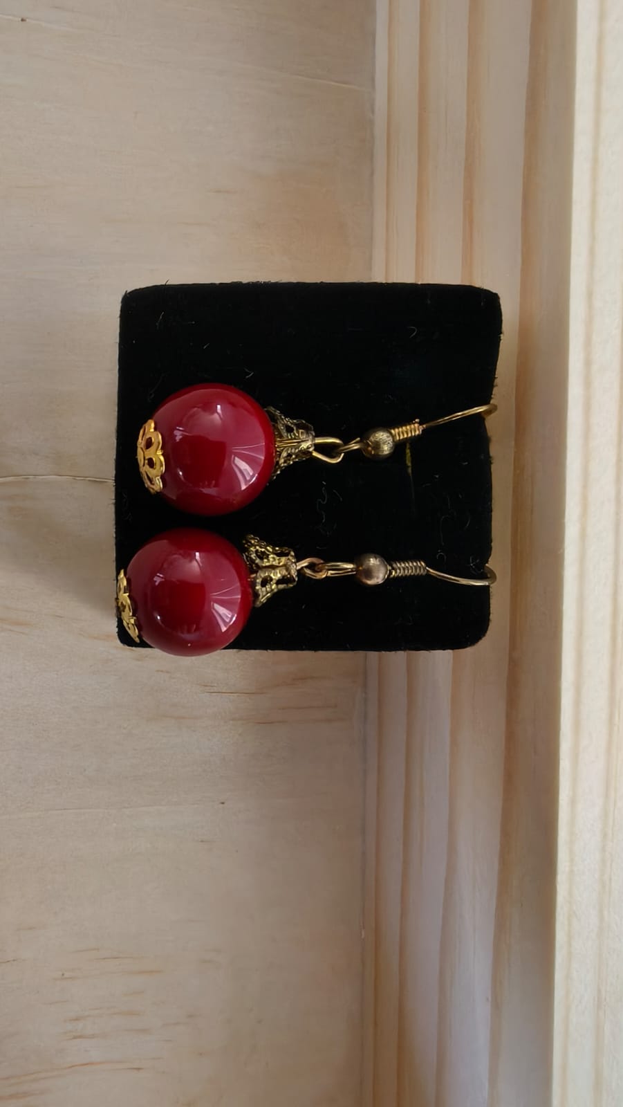 Red Bead Dangle Drop Earrings Antique Gold Tone Vintage Style Fashion Jewelry