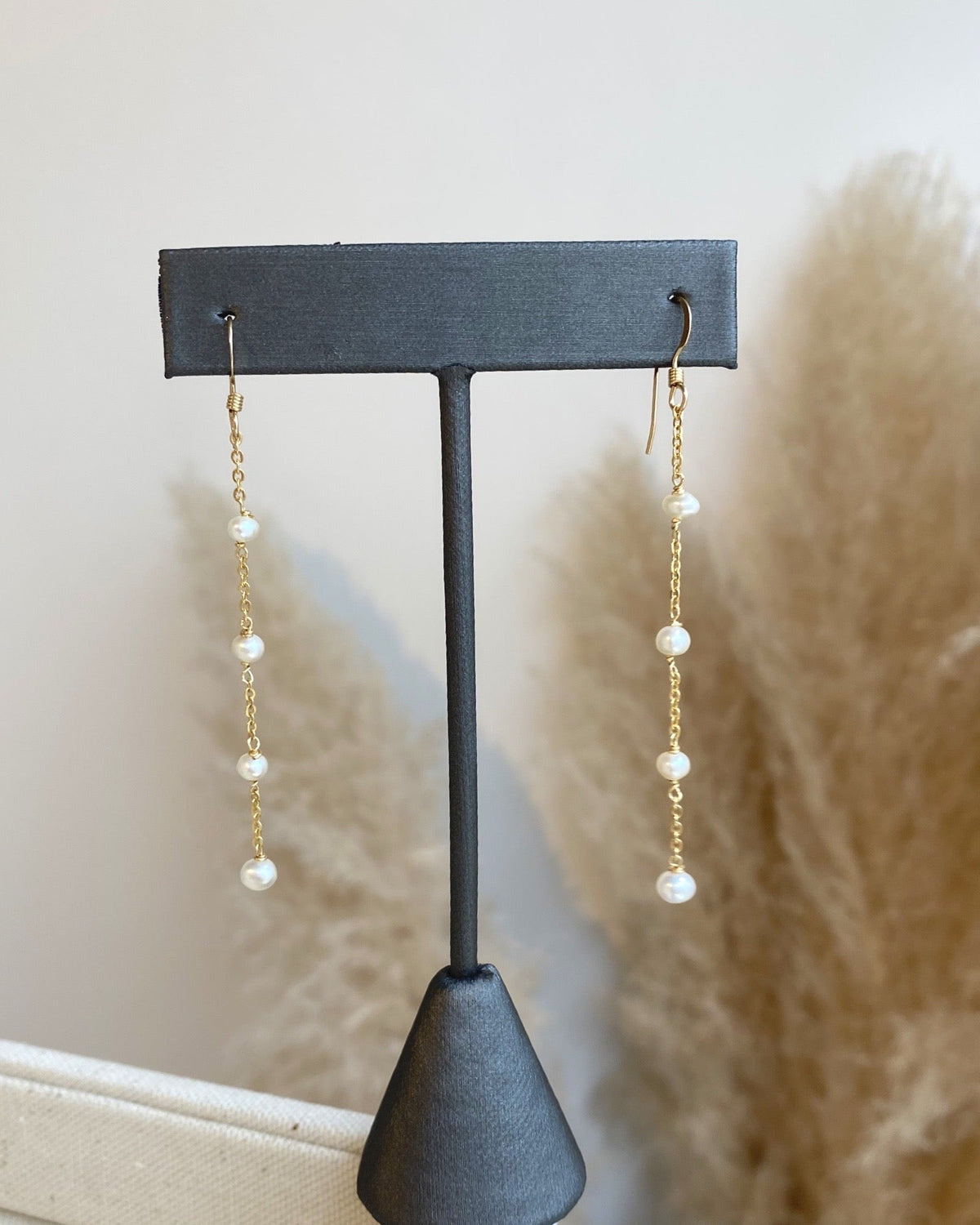 Shidare drop earrings