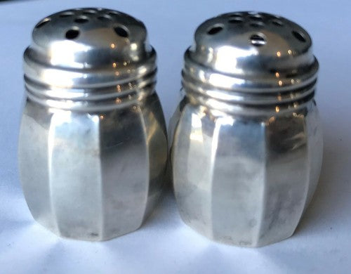 Sterling Silver Salt Shakers (x2), Miniature, USA William R Elfers Co 1930s
