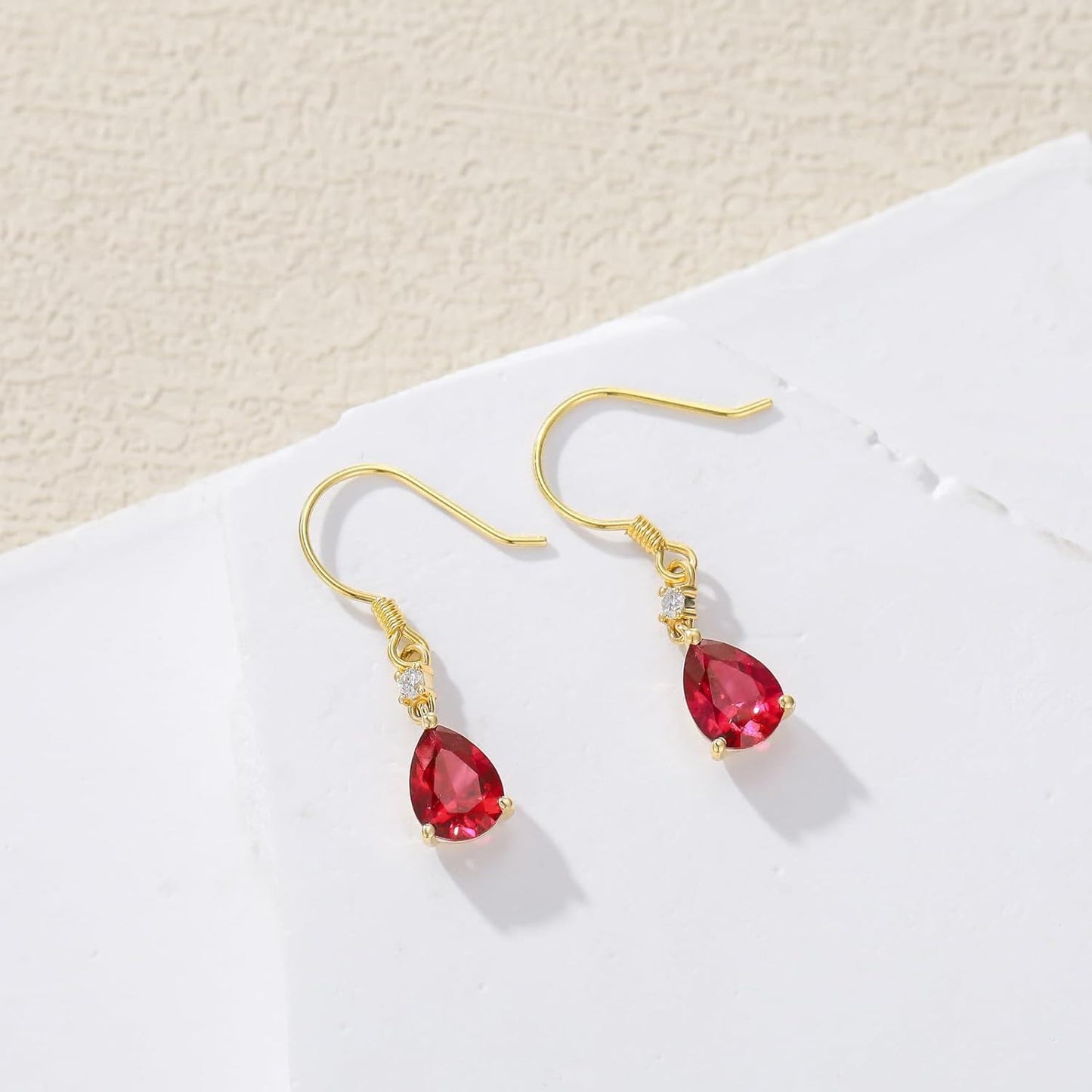 Pendientes colgantes de oro de 14 quilates con gema artificial talla pera de 3 quilates y piedra de nacimiento