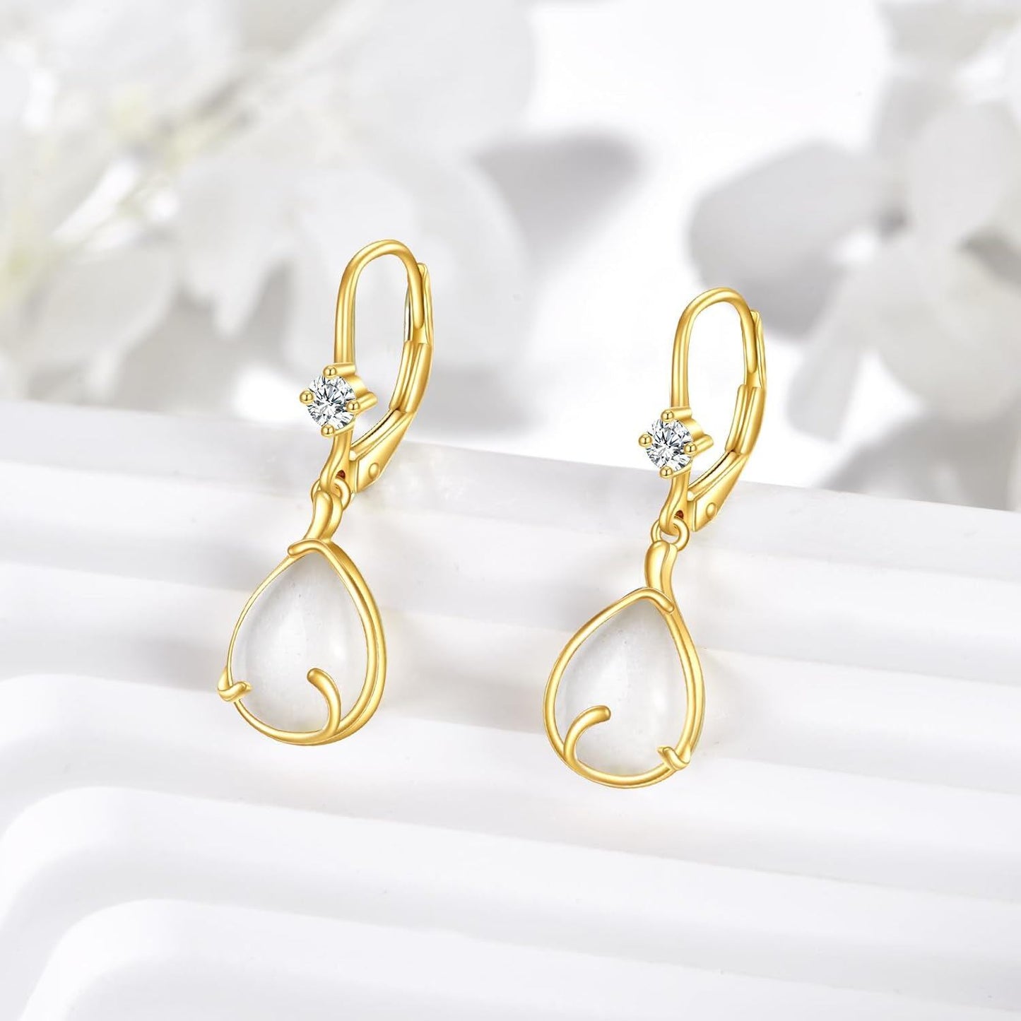 Pendientes de palanca de oro de 14 quilates con forma de lágrima de piedra lunar para mujer