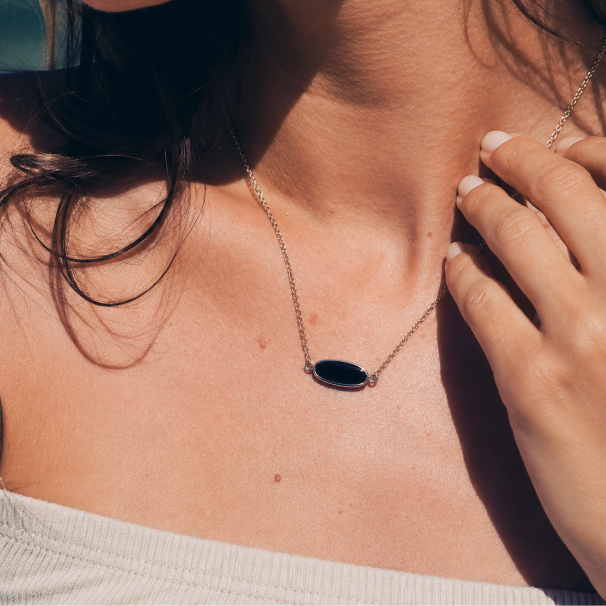 Ellipe - Oval Natural Gemstone Necklace