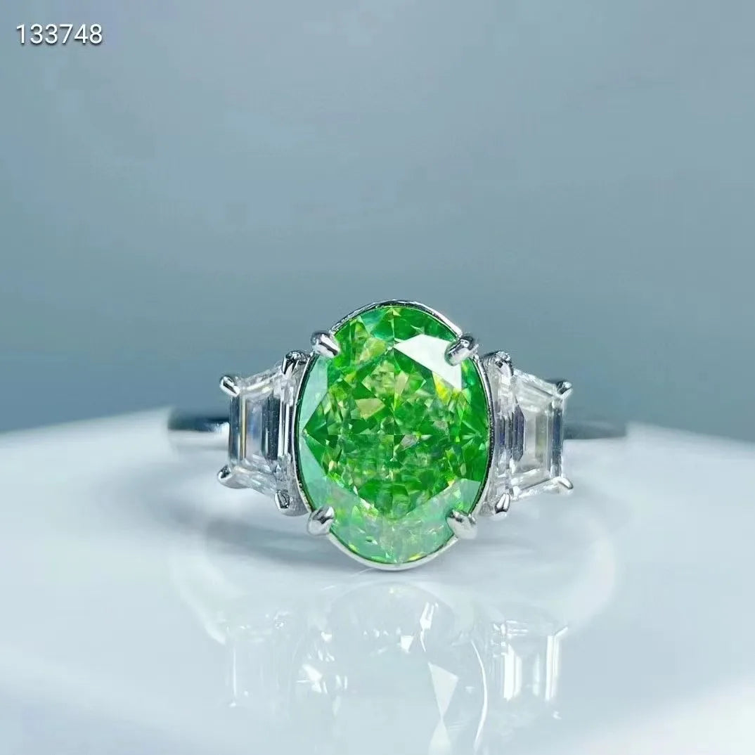 18K White Gold VVS Clarity 3.11Ct Oval Cut Natural Fancy Green Diamond
