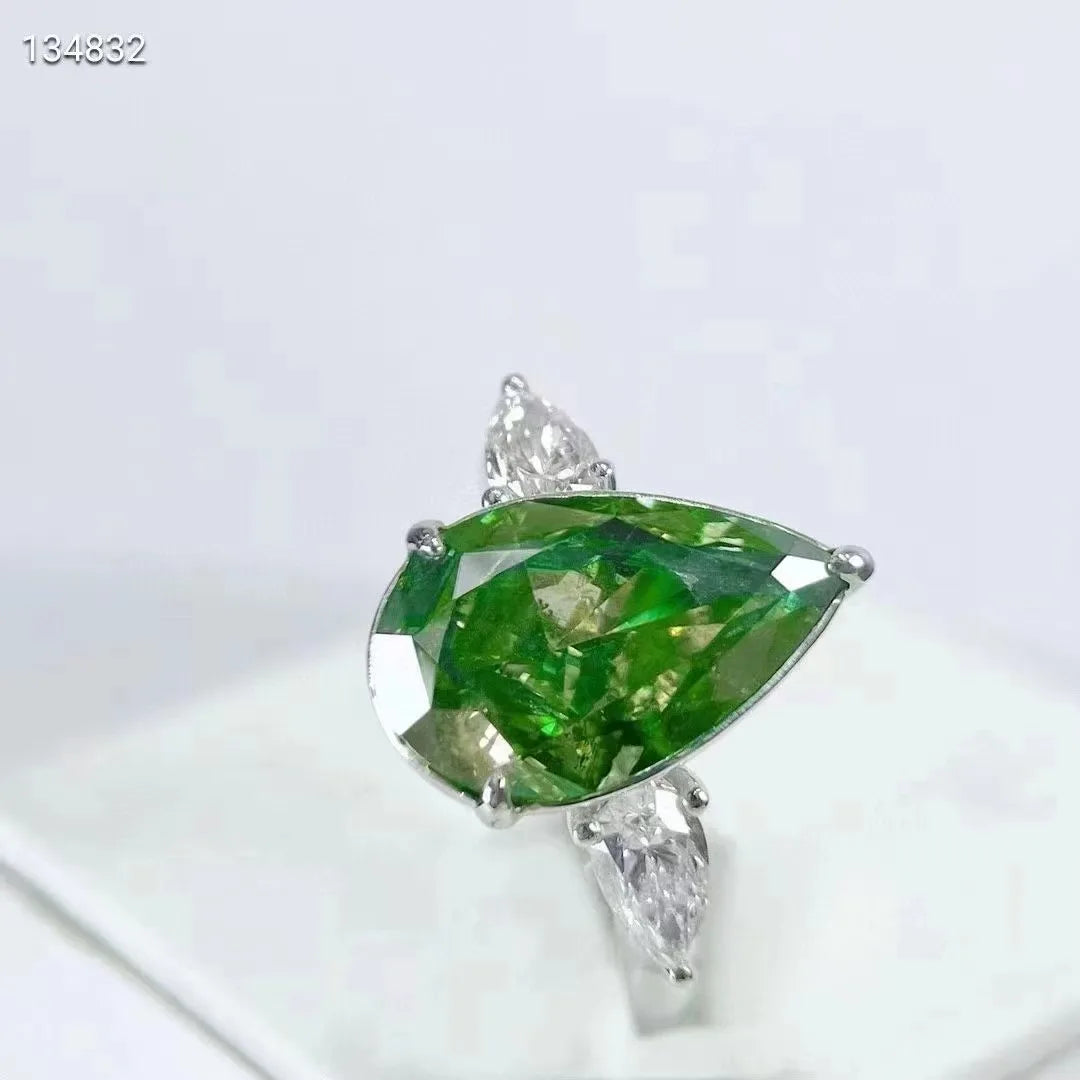 18K White Gold Ringd VS 5.023CT Pear Cut Natural Fancy Green Diamond Women Ring