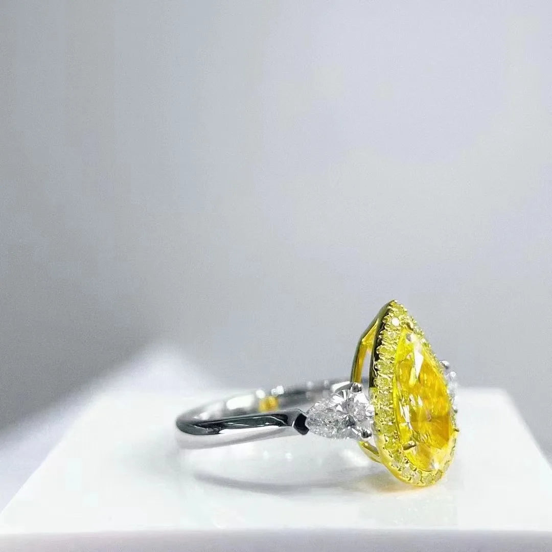 Natural Diamond Ring 18K White Gold  1.37CT Pear Cut VS Fancy Yellow