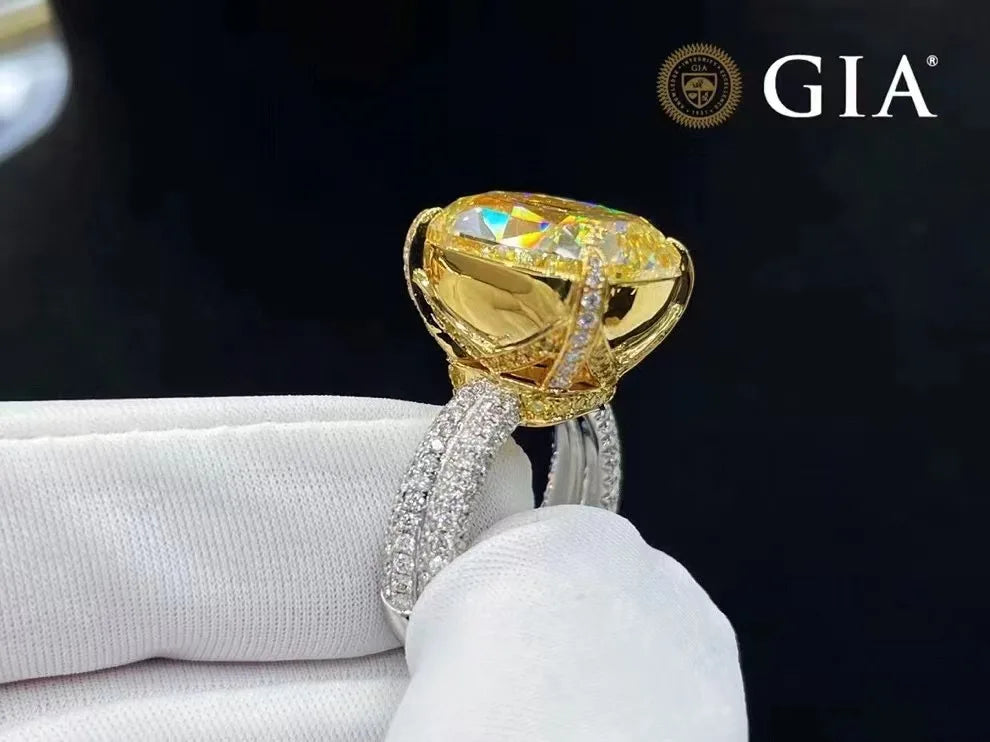 Yellow Diamond Engagement Ring 18K White Gold 20.12CT  Certificate VS2
