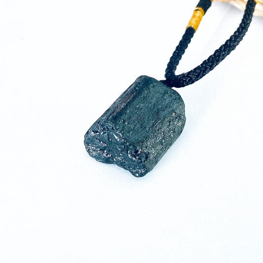 Geom - Natural Rough Stone Necklace