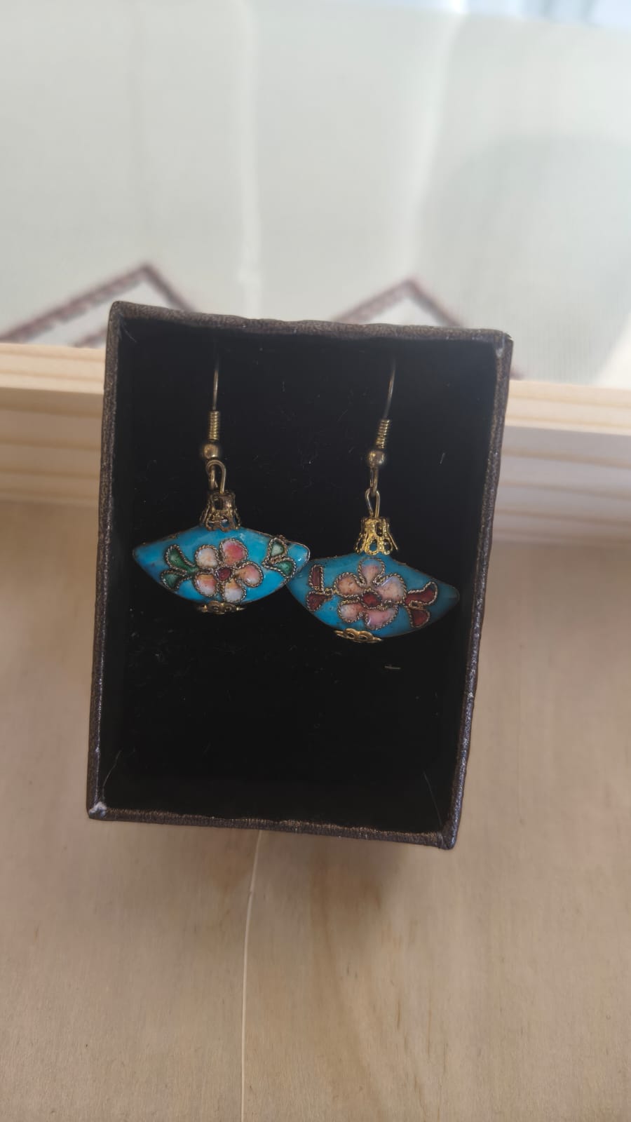Vintage Style Cloisonne Enamel Fan Earrings Turquoise Blue Floral Gold Tone
