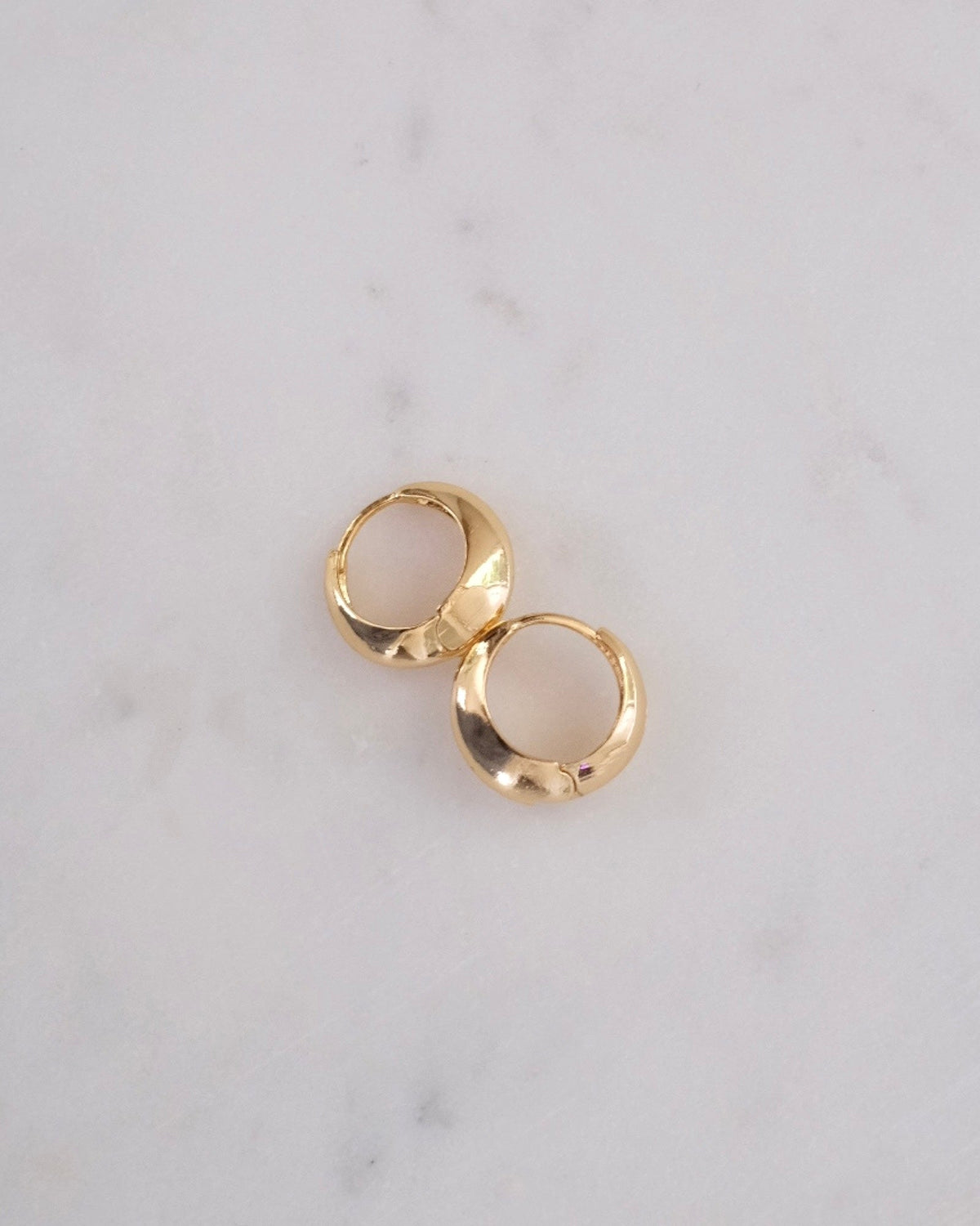 Agnes hoop earrings