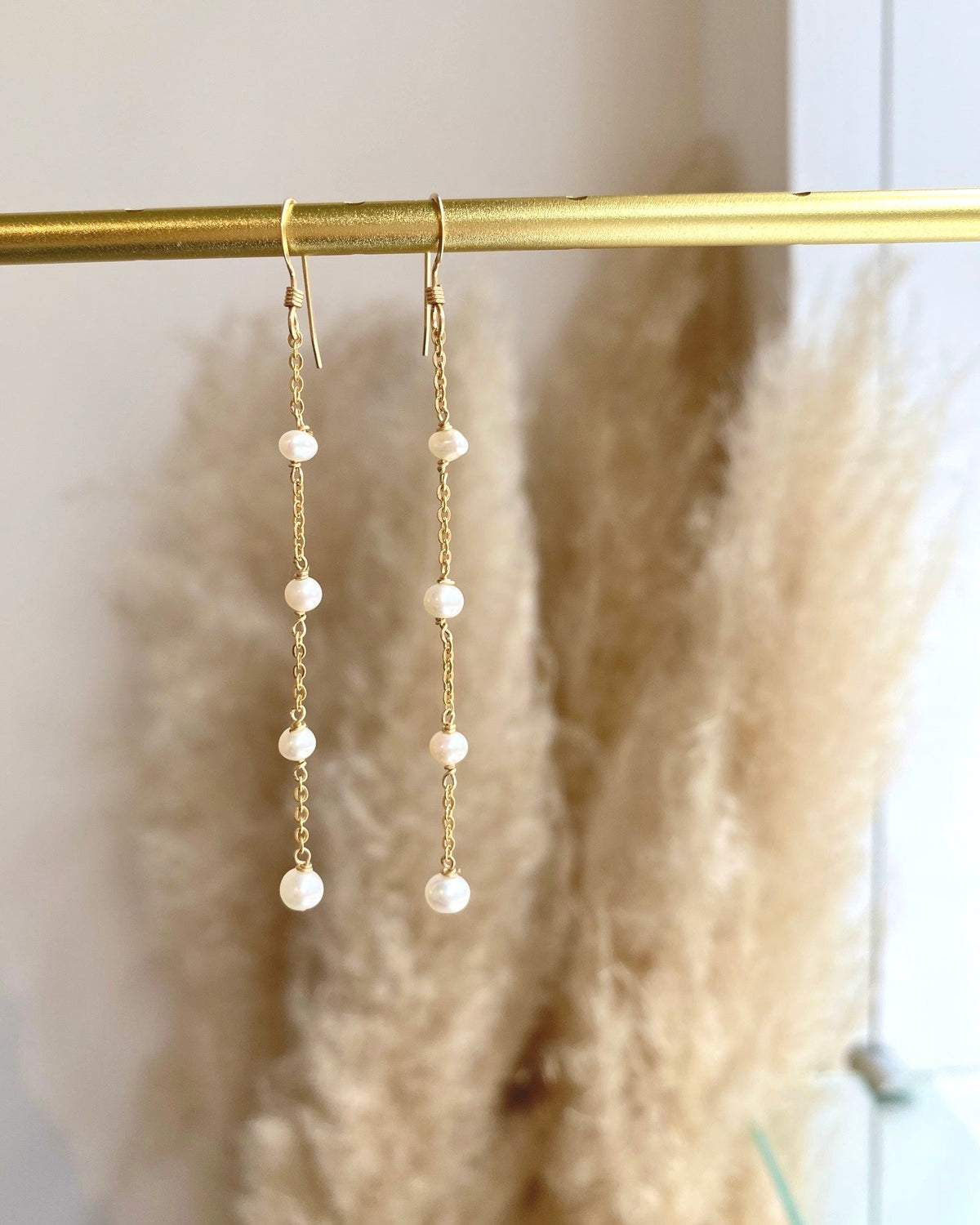 Shidare drop earrings
