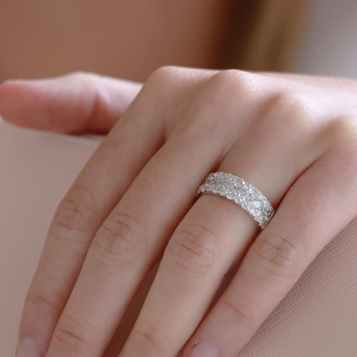 Diamond ring with 2ct diamonds in 9K white gold — view 3
