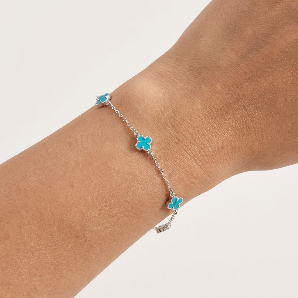 Pulsera de plata de ley con charms de varias flores